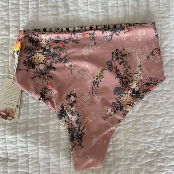 Agua Bendita Papier Reversible Bikini Bottom - Picture 2 of 10